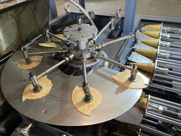 良い価格 スナックの工場、飲料の工場のための高速アイスクリーム・コーンの生産ライン オンライン