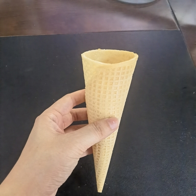 多機能10kg/H砂糖のアイスクリーム・コーンの生産ライン